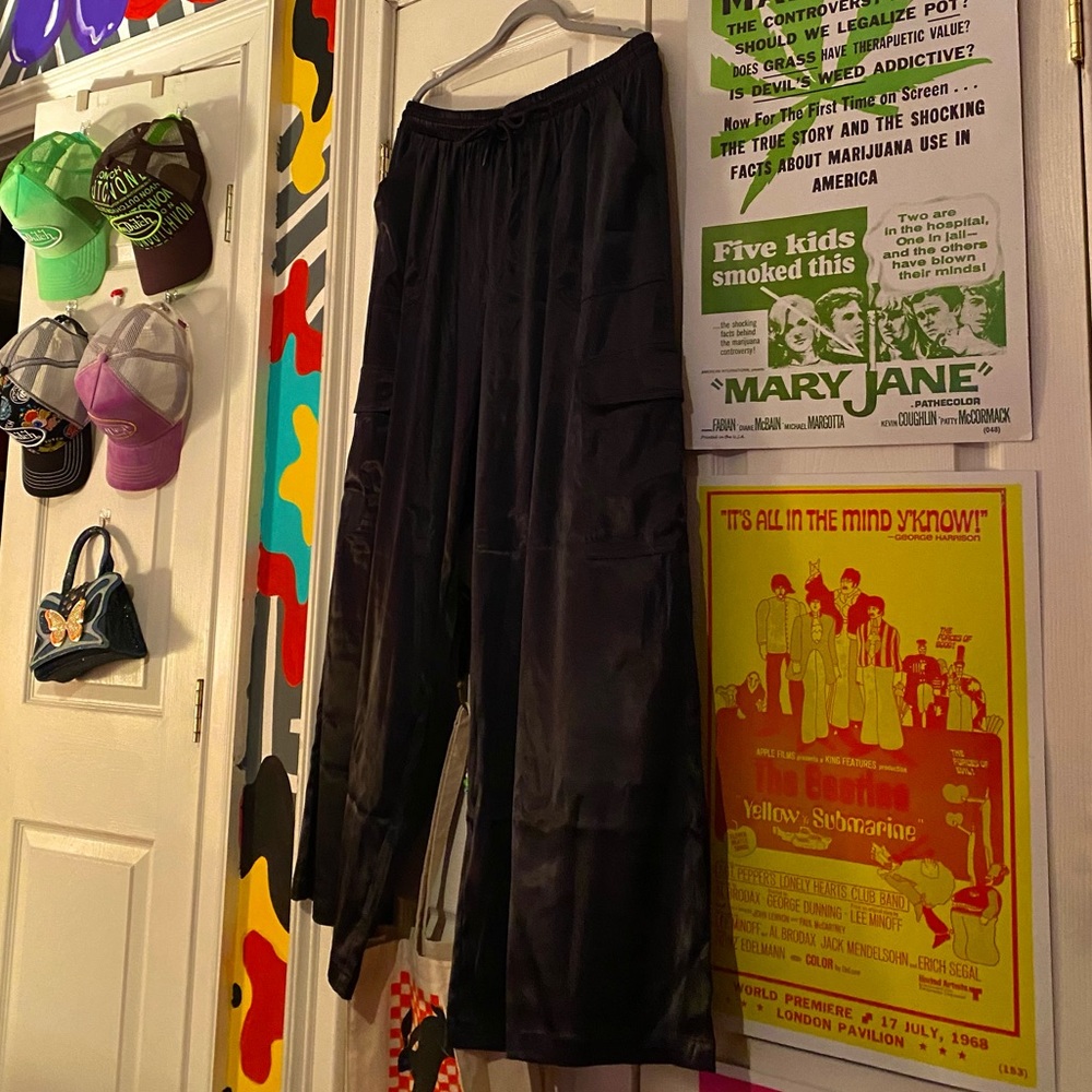 Satin Wide-Legged Black Cargos XXL or U.S. 14/16